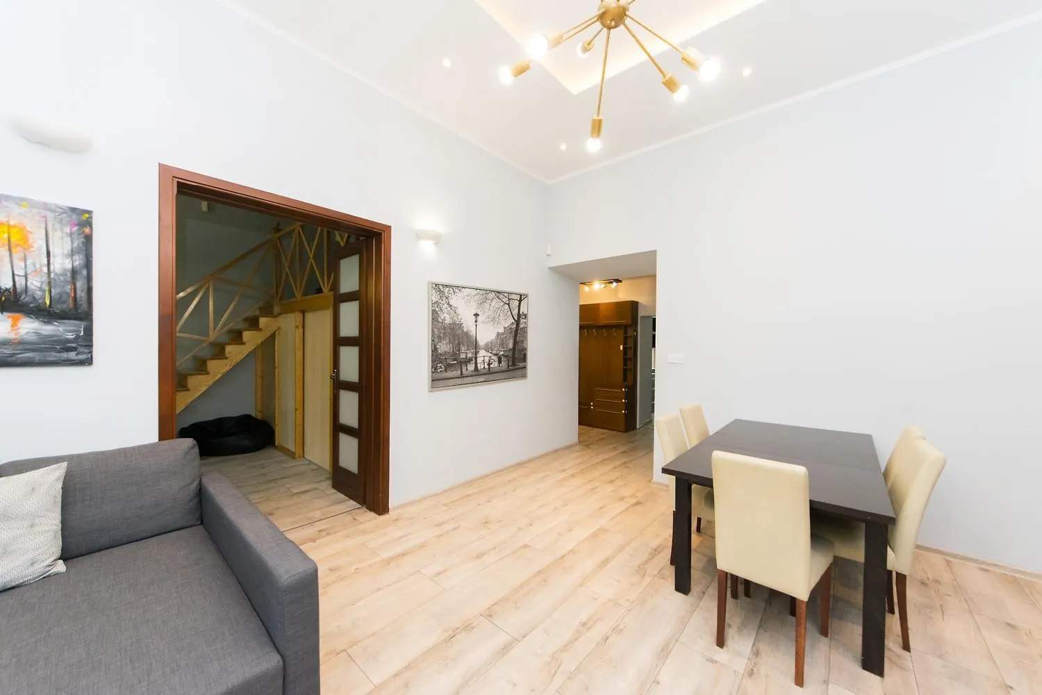 Huge Apartment At Castle Krakow 0*,